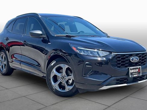 Used 2023 Ford Escape ST-Line w/ Tech Pack #1 FWD image 3