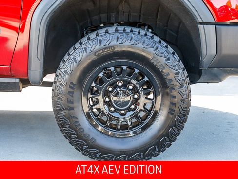 Used 2024 GMC Sierra 2500 AT4X w/ AT4X AEV Edition AWD/4WD image 9