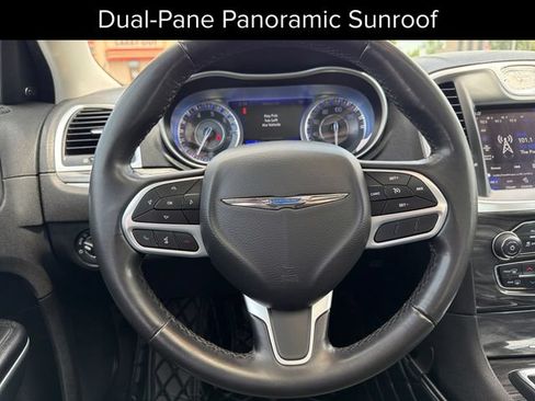 Used 2021 Chrysler 300 Touring L w/ Popular Equipment Group AWD/4WD image 17