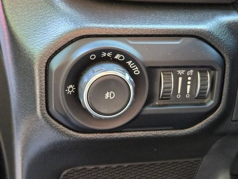 Used 2022 Jeep Wrangler Unlimited Sport AWD/4WD image 16