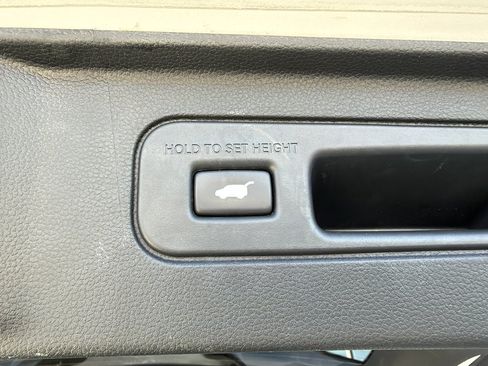 Used 2024 Honda Pilot Touring image 40