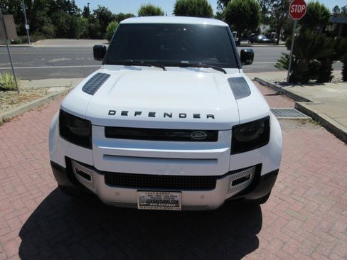 Used 2024 Land Rover Defender 110 S AWD/4WD image 72