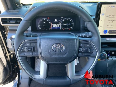 New 2026 Toyota 4Runner TRD Off-Road Premium AWD/4WD image 33