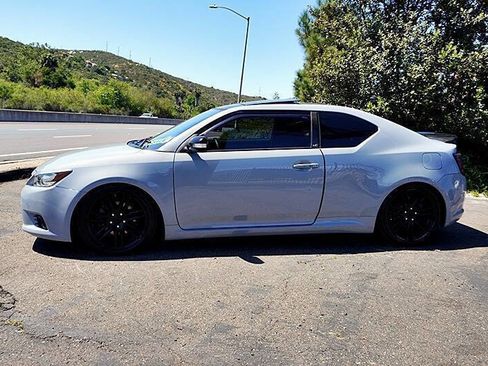 Used 2013 Scion tC image 7