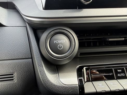 New 2026 Toyota Prius LE image 20