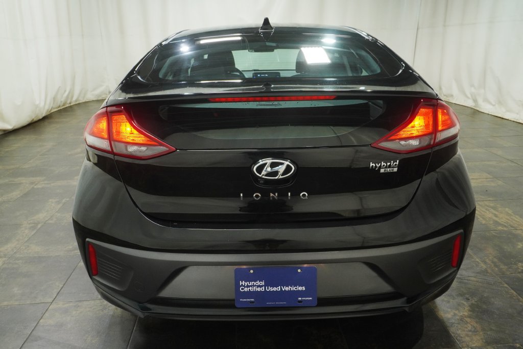 Used 2022 Hyundai Ioniq Blue FWD image 5