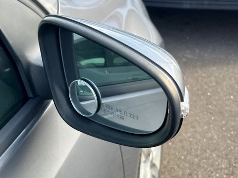 Used 2011 Volkswagen Golf TDI image 13