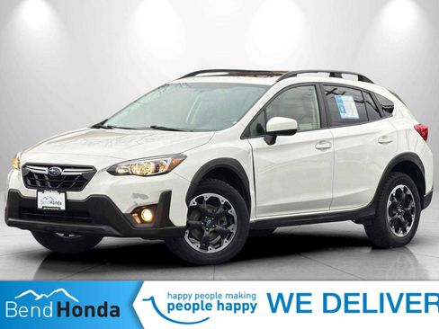 Used 2023 Subaru Crosstrek 2.0i Premium image 1