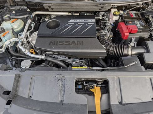 Used 2022 Nissan Rogue SV FWD image 34
