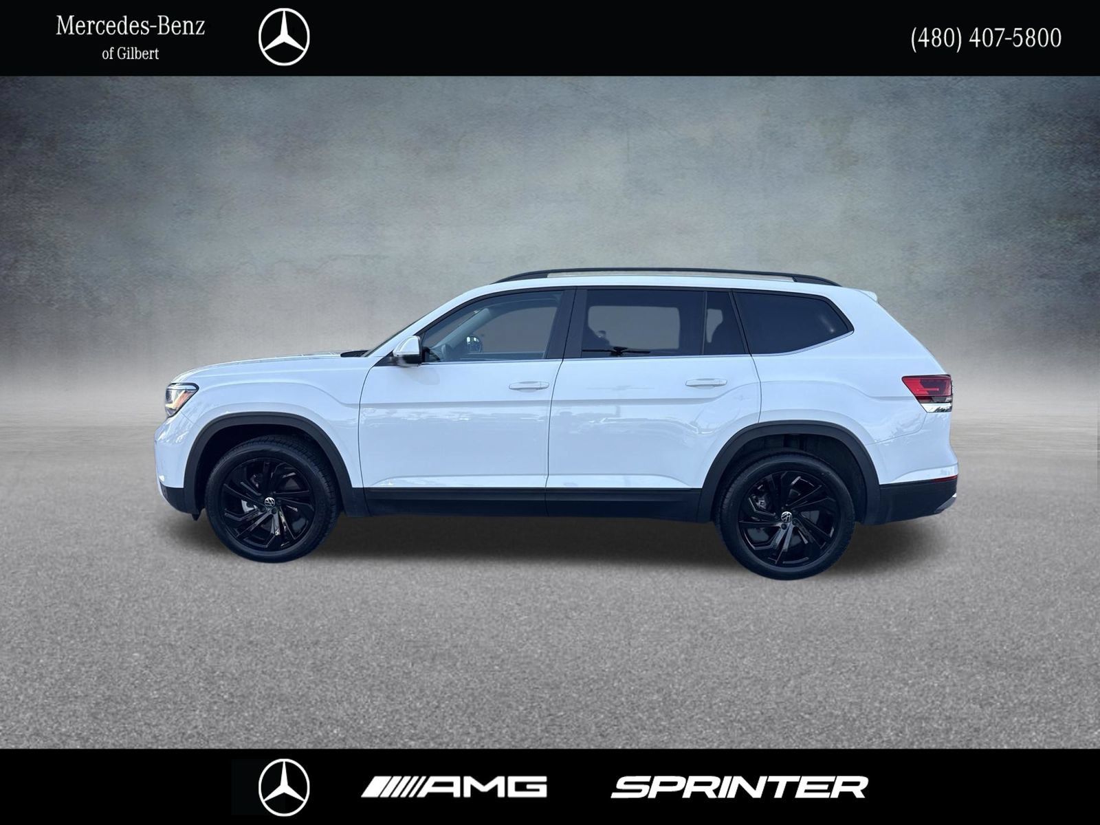 Used 2023 Volkswagen Atlas SE w/ Black Wheel Package FWD image 3