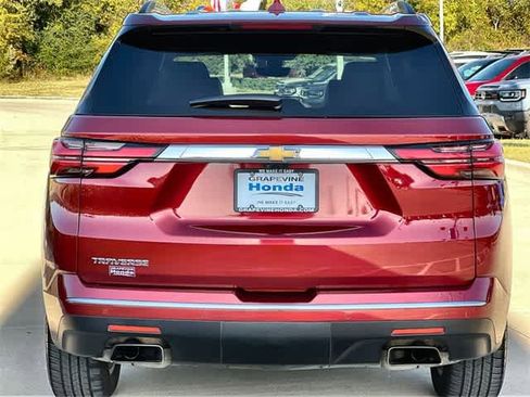 Used 2023 Chevrolet Traverse High Country image 6