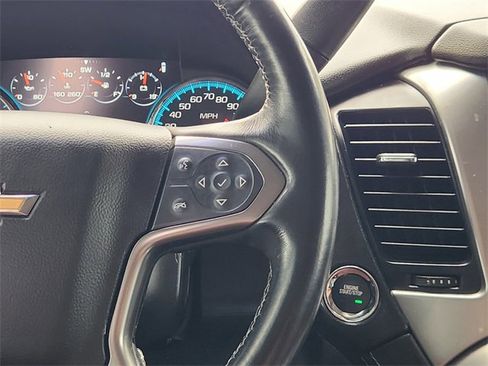 Used 2019 Chevrolet Suburban Premier w/ Premier Plus Edition image 29