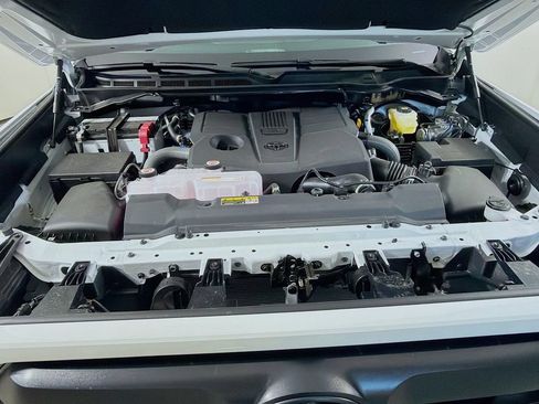New 2026 Toyota Tundra Limited AWD/4WD image 25