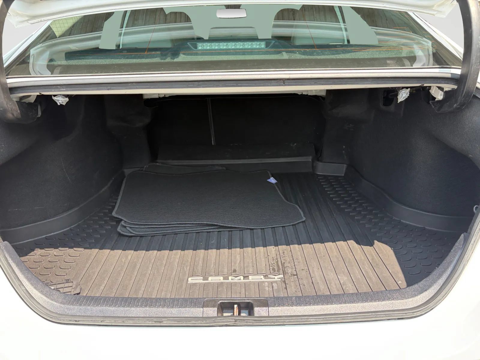 Used 2021 Toyota Camry XLE AWD/4WD image 17