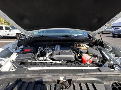 Used 2023 Chevrolet Silverado 1500 LTZ AWD/4WD image 17