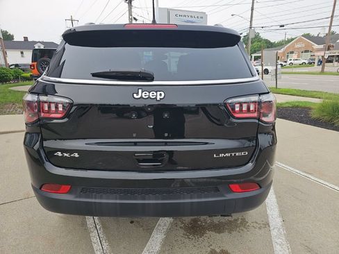 Certified 2022 Jeep Compass Limited AWD/4WD image 14