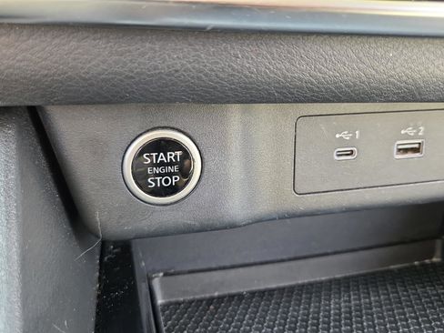 Used 2021 Nissan Rogue SV FWD image 21