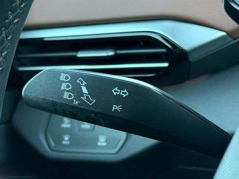 Used 2021 Volkswagen ID.4 Pro S w/ Gradient Package image 22