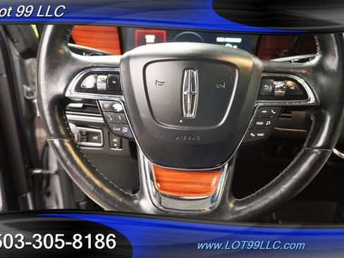 Used 2020 Lincoln Navigator Reserve w/ Luxury Package AWD/4WD image 23