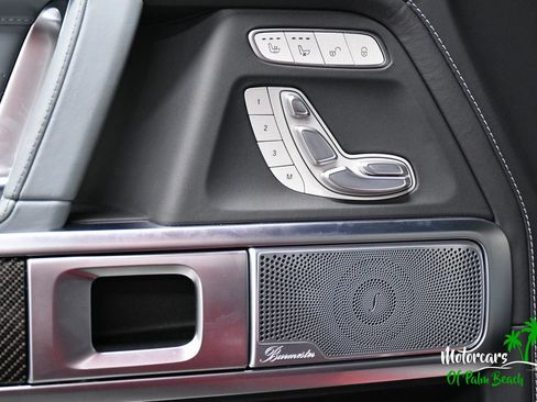 Used 2025 Mercedes-Benz G 63 AMG 4MATIC image 37