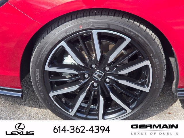 Used 2025 Honda Accord Touring image 12