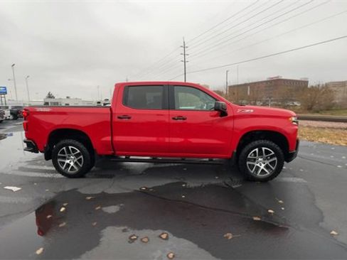 Used 2020 Chevrolet Silverado 1500 LT Trail Boss image 9