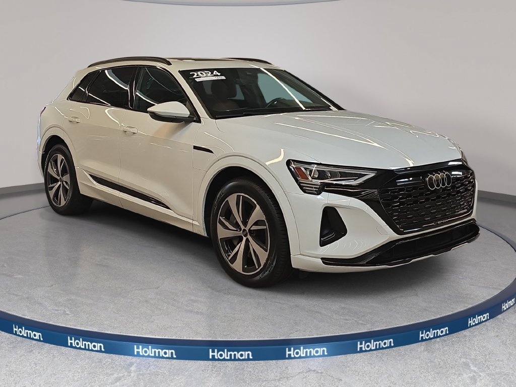Certified 2024 Audi Q8 e-tron Premium Plus AWD/4WD image 3