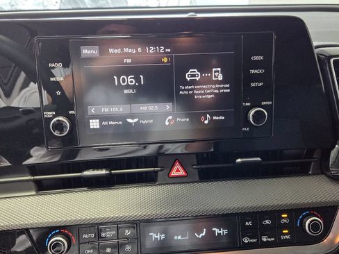 Used 2023 Kia Sportage LX AWD/4WD image 16