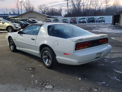 Used 1991 Pontiac Firebird Coupe RWD image 4
