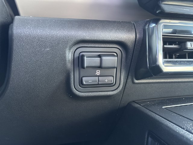 Certified 2026 GMC Hummer EV SUV AWD/4WD image 34