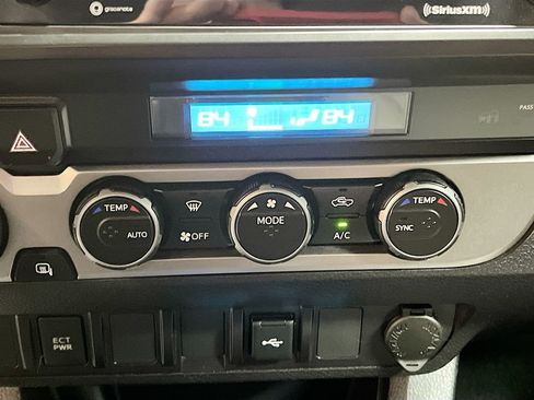 Used 2023 Toyota Tacoma SR AWD/4WD image 16