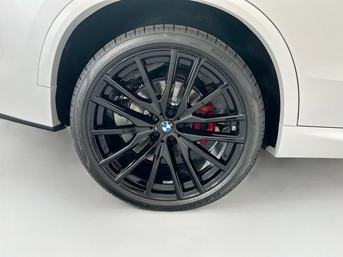 New 2026 BMW X5 xDrive40i w/ Executive Package AWD/4WD image 32