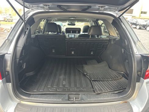 Used 2018 Subaru Outback 2.5i Limited w/ Popular Package #2 image 21