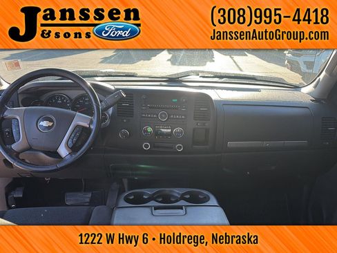 Used 2008 Chevrolet Silverado 2500 LT w/ 1LT Convenience Package image 13