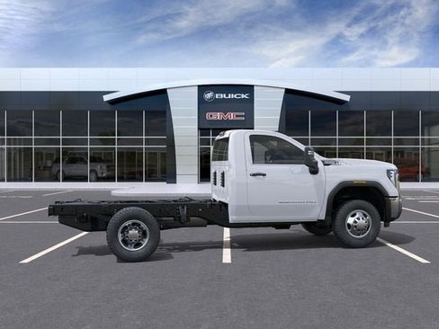 New 2026 GMC Sierra 3500 Pro w/ Convenience Package AWD/4WD image 6