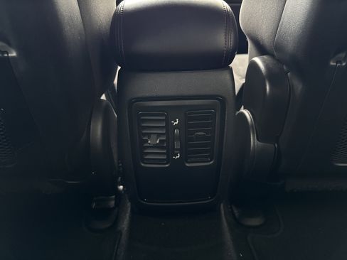 Used 2023 Dodge Durango GT image 24