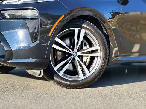 Certified 2024 BMW X7 xDrive40i w/ M Sport Package image 2