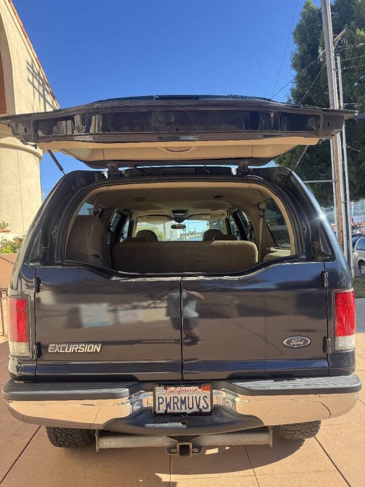 Used 2000 Ford Excursion XLT RWD image 19