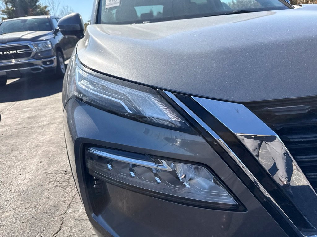 Used 2023 Nissan Rogue Platinum w/ Platinum Premium Package AWD/4WD image 9
