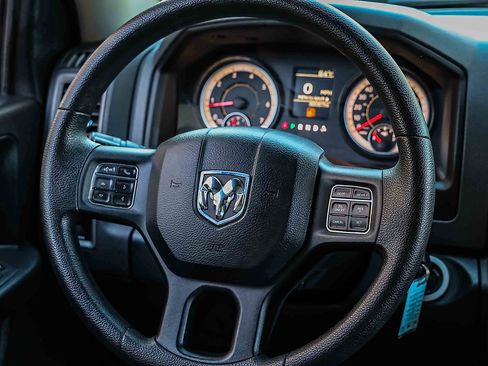 Used 2016 RAM 1500 Express image 9