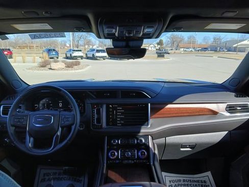 Used 2024 GMC Yukon Denali Ultimate image 34