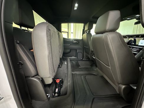Certified 2025 GMC Sierra 1500 AT4 AWD/4WD image 22