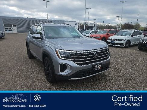 Used 2024 Volkswagen Atlas SE w/ Panoramic Sunroof Package AWD/4WD image 1