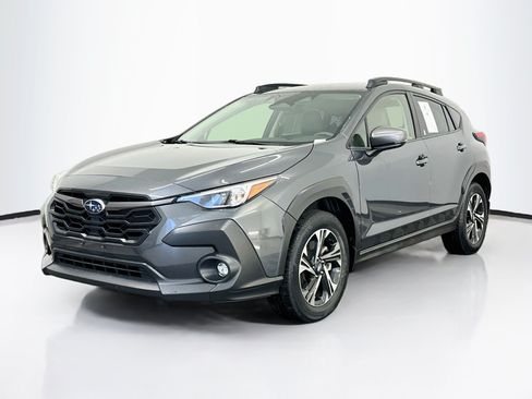 Used 2024 Subaru Crosstrek 2.0i Premium w/ Popular Package #3 AWD/4WD image 3