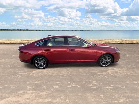 Used 2024 Honda Accord EX image 4