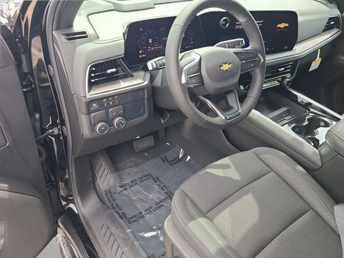 New 2026 Chevrolet Suburban LS w/ LPO, Dark Essentials Package RWD image 20