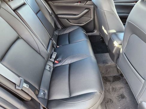 Certified 2025 MAZDA MAZDA3 s Sport image 18