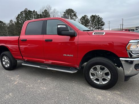 Used 2024 RAM 2500 Big Horn w/ Bed Utility Group image 7