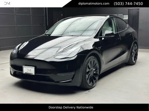 Used 2022 Tesla Model Y Performance image 1