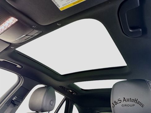 Used 2022 Mercedes-Benz GLC 300 GLC 300 image 16